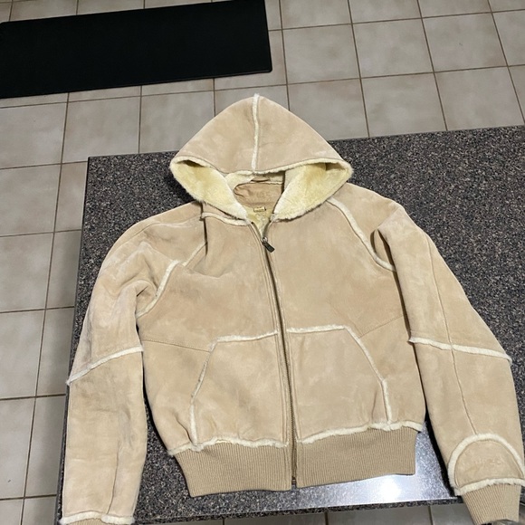 UGG Jackets & Blazers - Womens UGG Like new flawless Bomber Jacket Medium Beige/Tan Leather